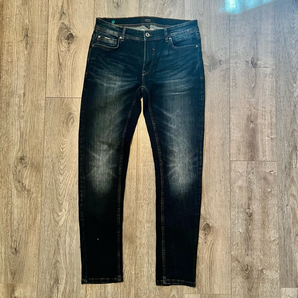 NWOT men’s 33/32 Smog jeans
